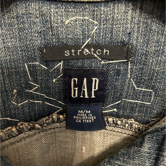 Upcycled Hand-Embellished Women’s GAP Jean Jacket, size M - Picture 4 of 4